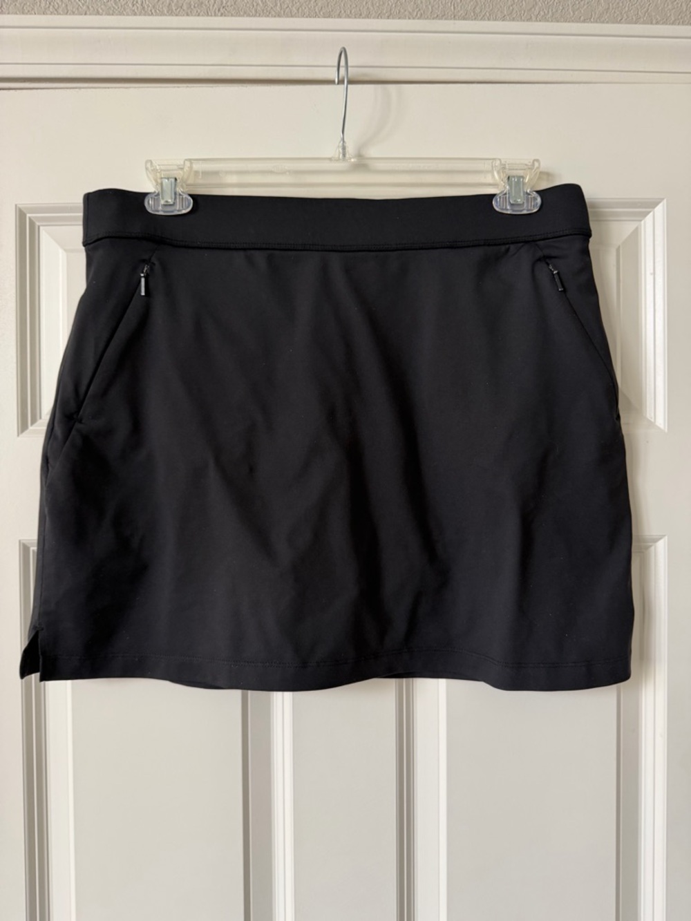 Tommy Bahama Black IslandZone Skort with Zippered Pockets